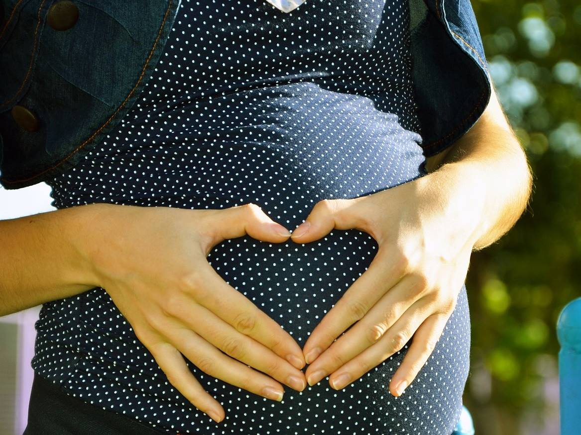בחילות בוקר בהריון, היפוך עובר, היריון ברפואה סינית