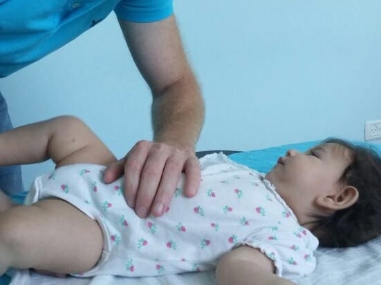ריפלוקס תינוקות - טיפול אוסטאופתי